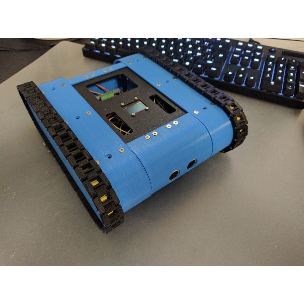 Роботизированный танк на Arduino — фото 1