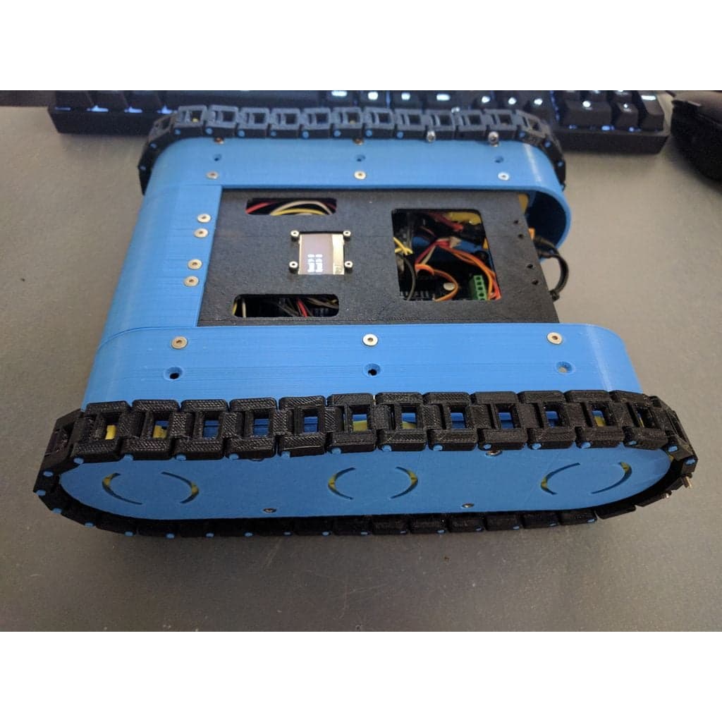 Роботизированный танк на Arduino — фото 2