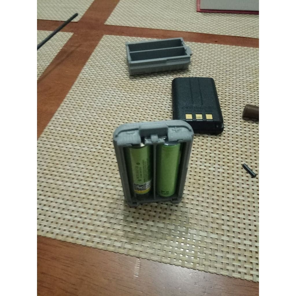Корпус аккумулятора 18650 для Baofeng UV-5R — фото 2