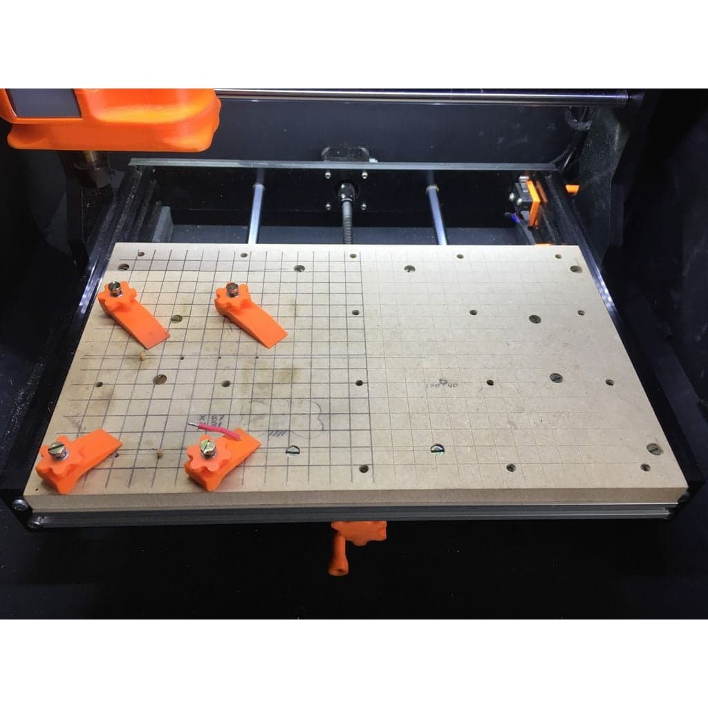 Рабочая платформа и зажимы для CNC станка — фото 1