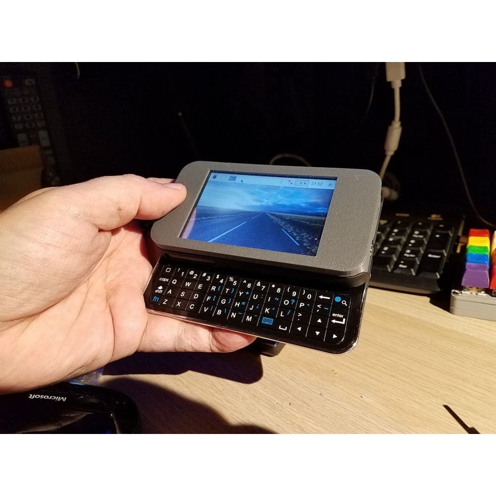 Корпус для Raspberry Pi Zero в стиле терминала — фото 2