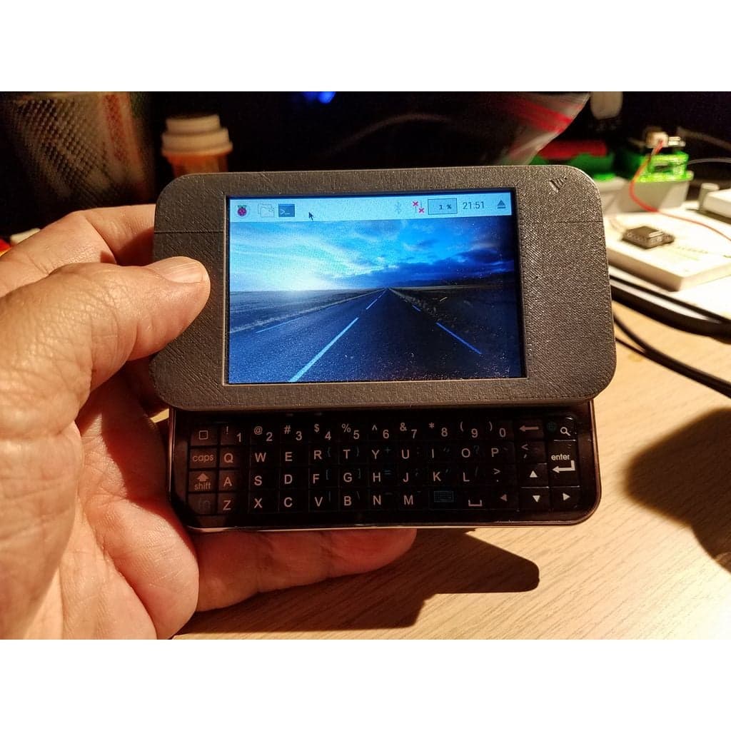 Корпус для Raspberry Pi Zero в стиле терминала — фото 3