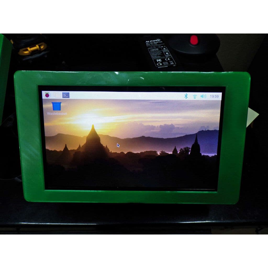 Рамка для экрана Raspberry Pi — фото 1