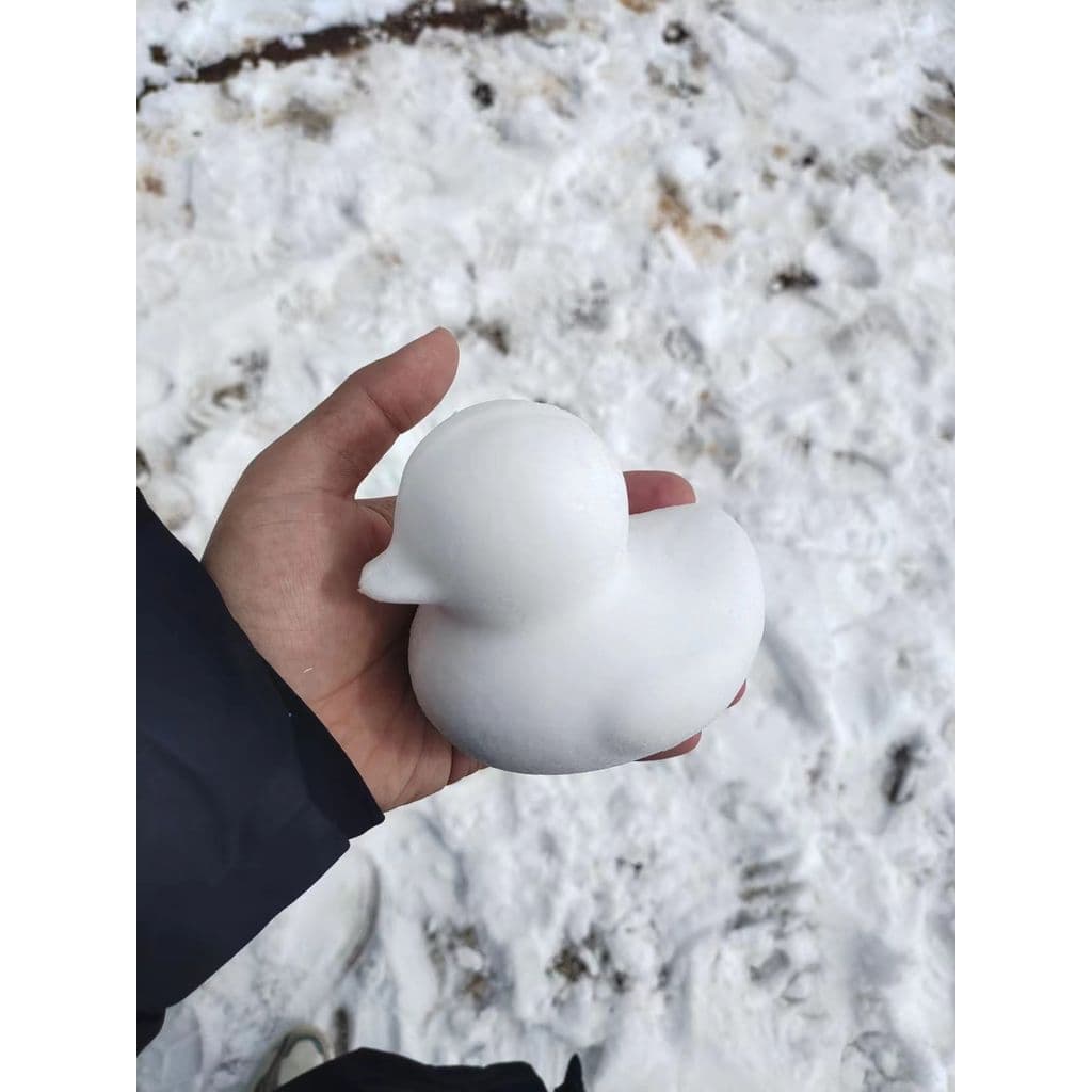 Фигурка утки для зимнего декора — фото 3