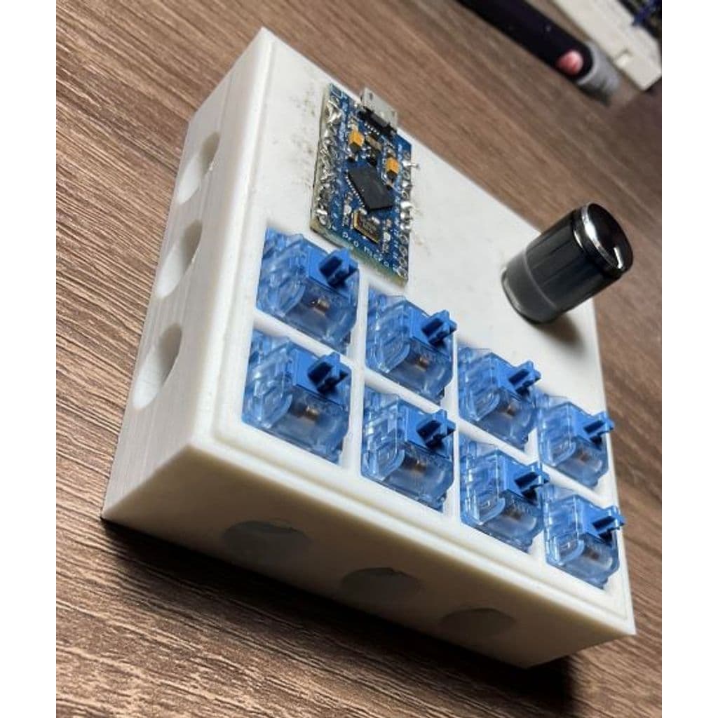 Макропад на Arduino Pro Micro с регулятором громкости — фото 2
