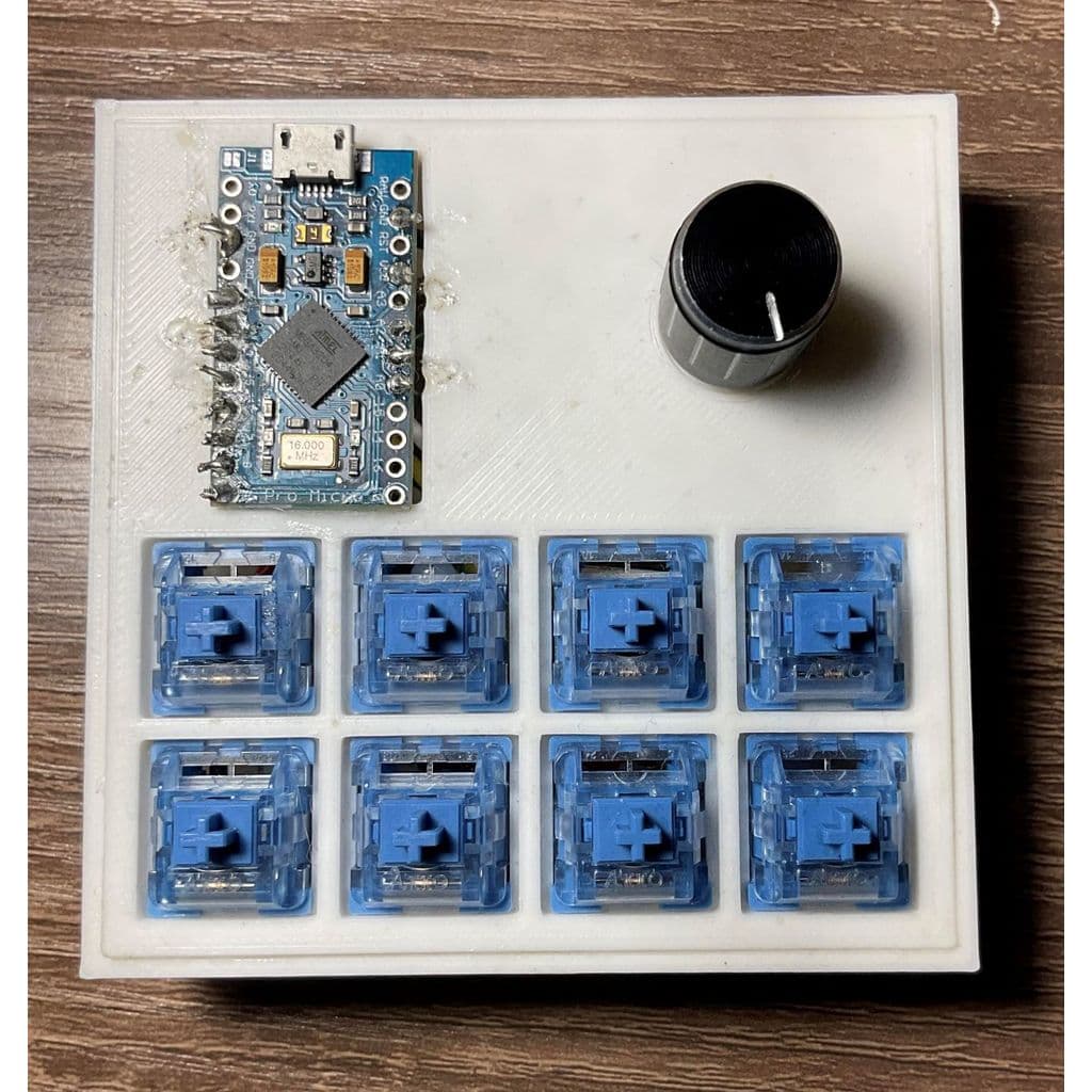 Макропад на Arduino Pro Micro с регулятором громкости — фото 1