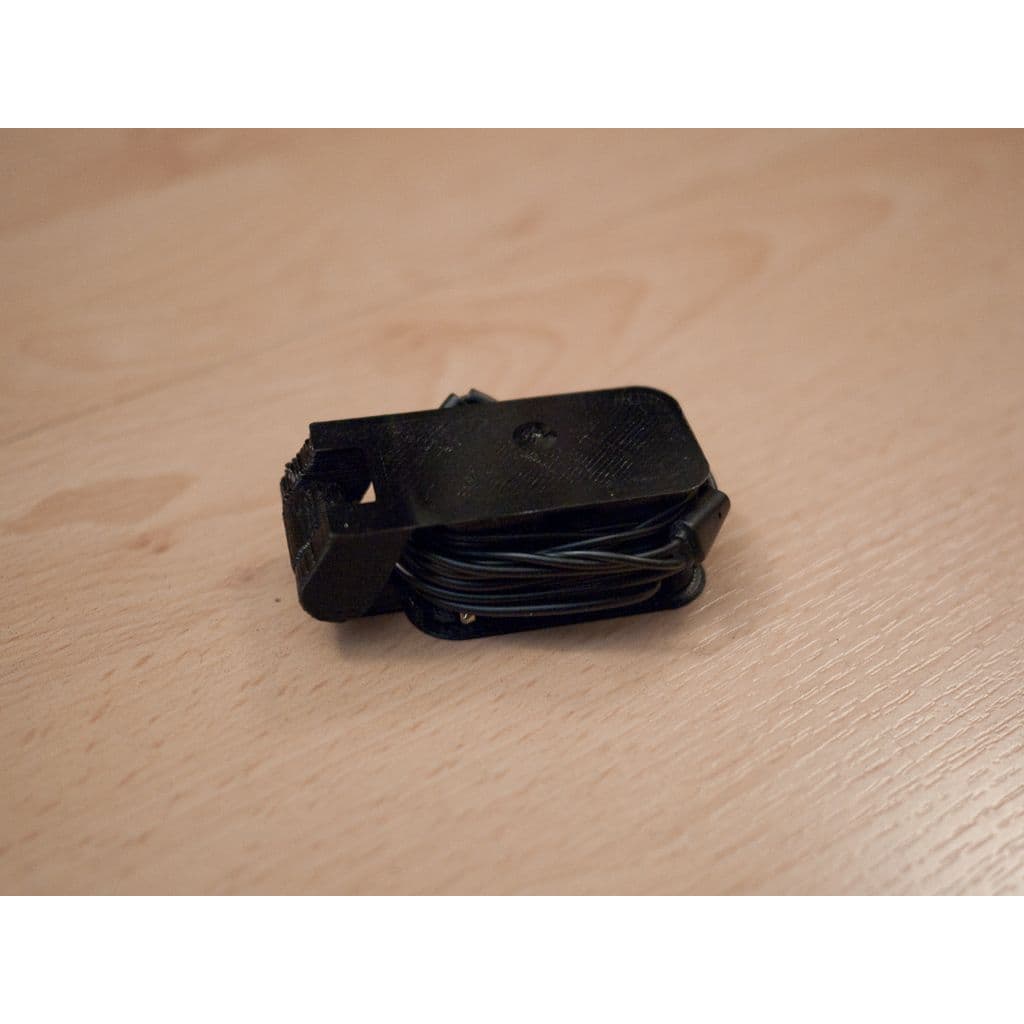 Коробка для наушников с крышкой