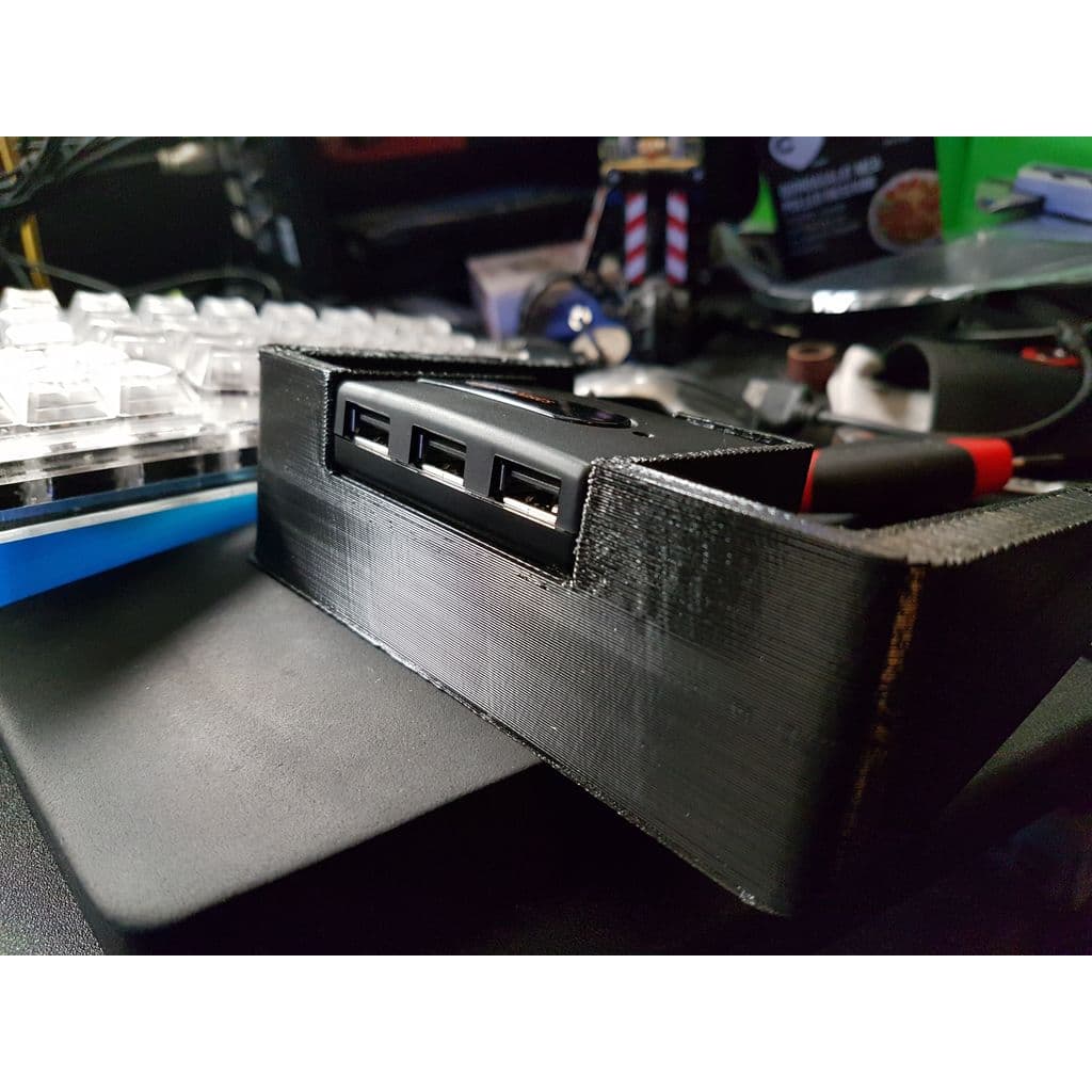 Наклонная подставка под USB-хаб для клавиатуры