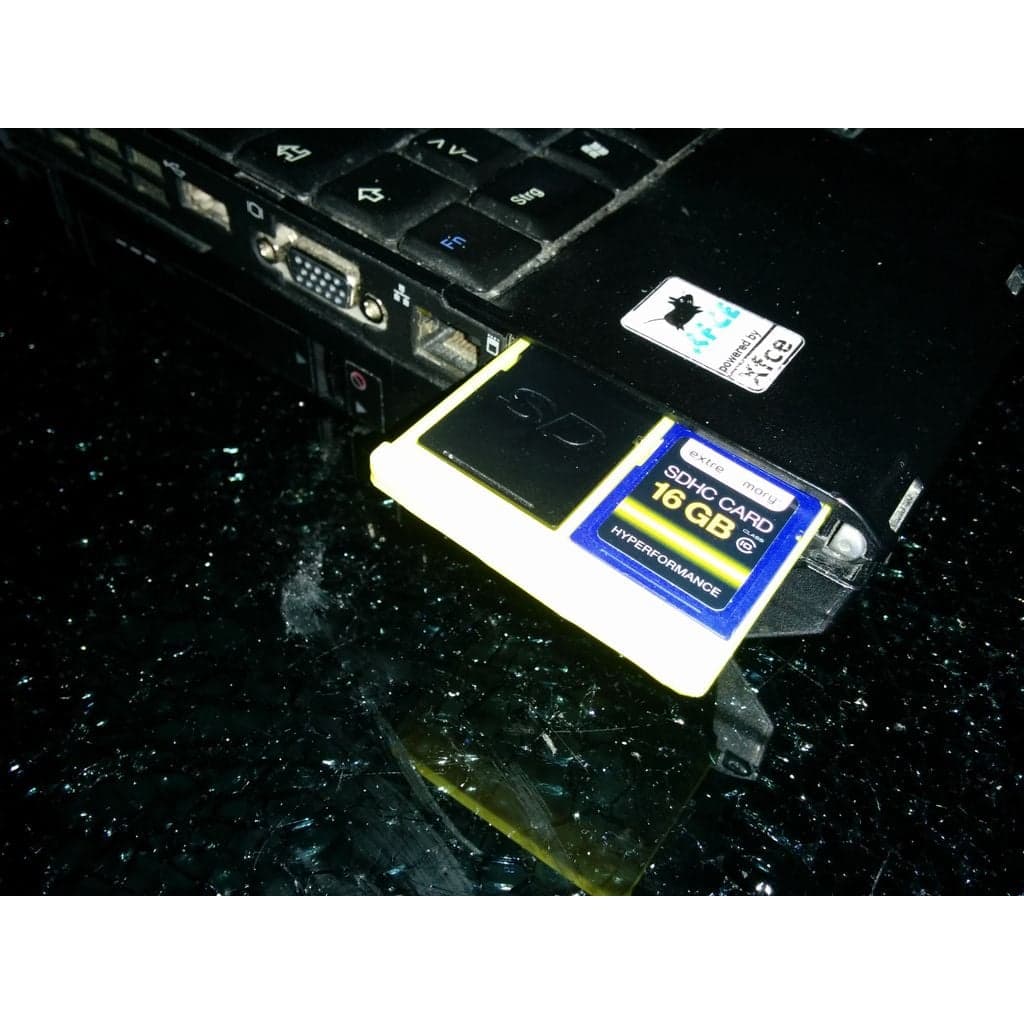 Органайзер для SD-карт в слот ExpressCard
