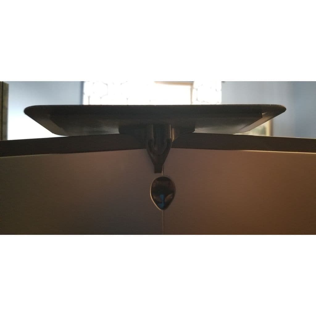 Полка для ноутбука Alienware 15 R3 — фото 2