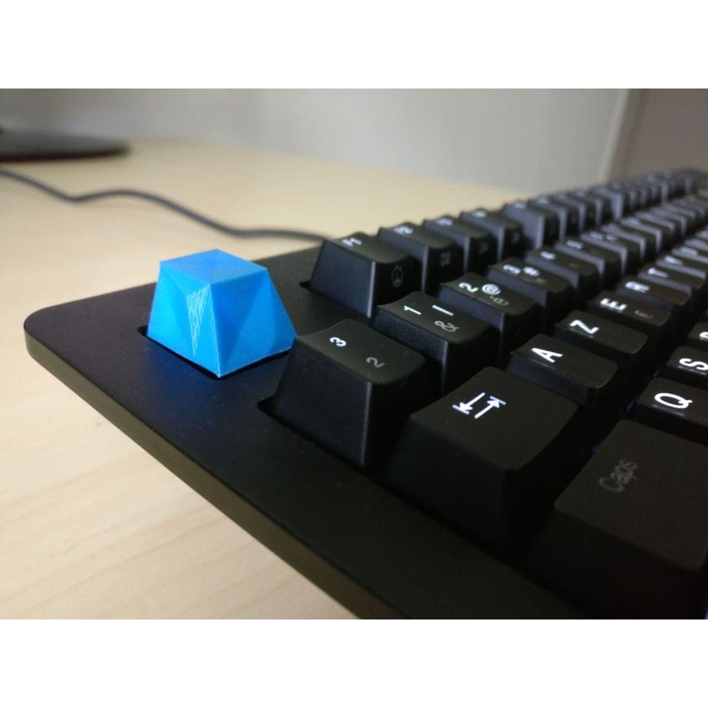 Лоу-поли кейкап Cherry MX — фото 1