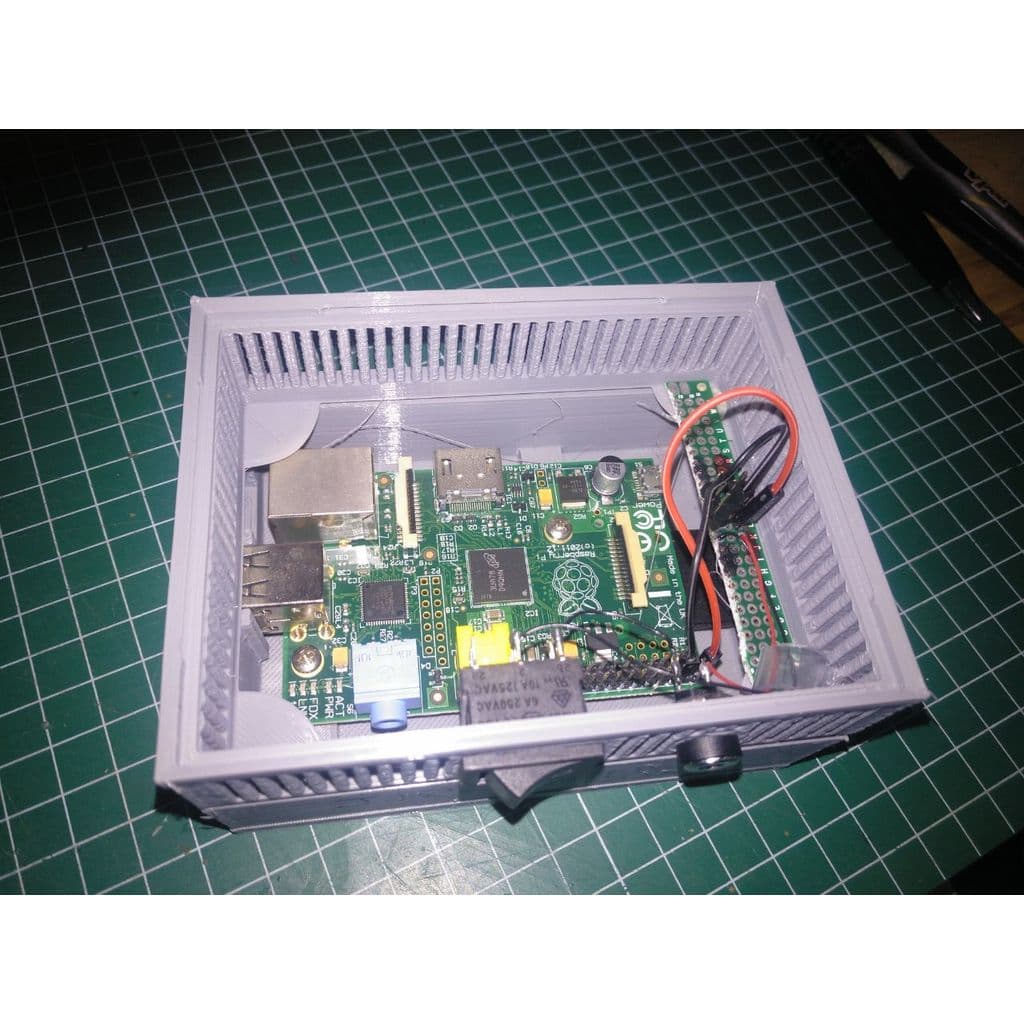 Вентиляционная панель для корпуса Raspberry Pi — фото 1