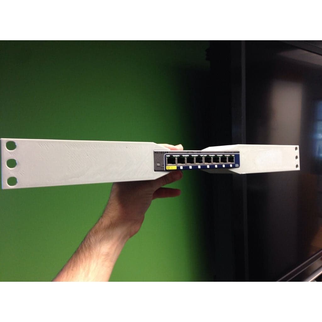 Стоечные «уши» для коммутатора Netgear GS108T — фото 2