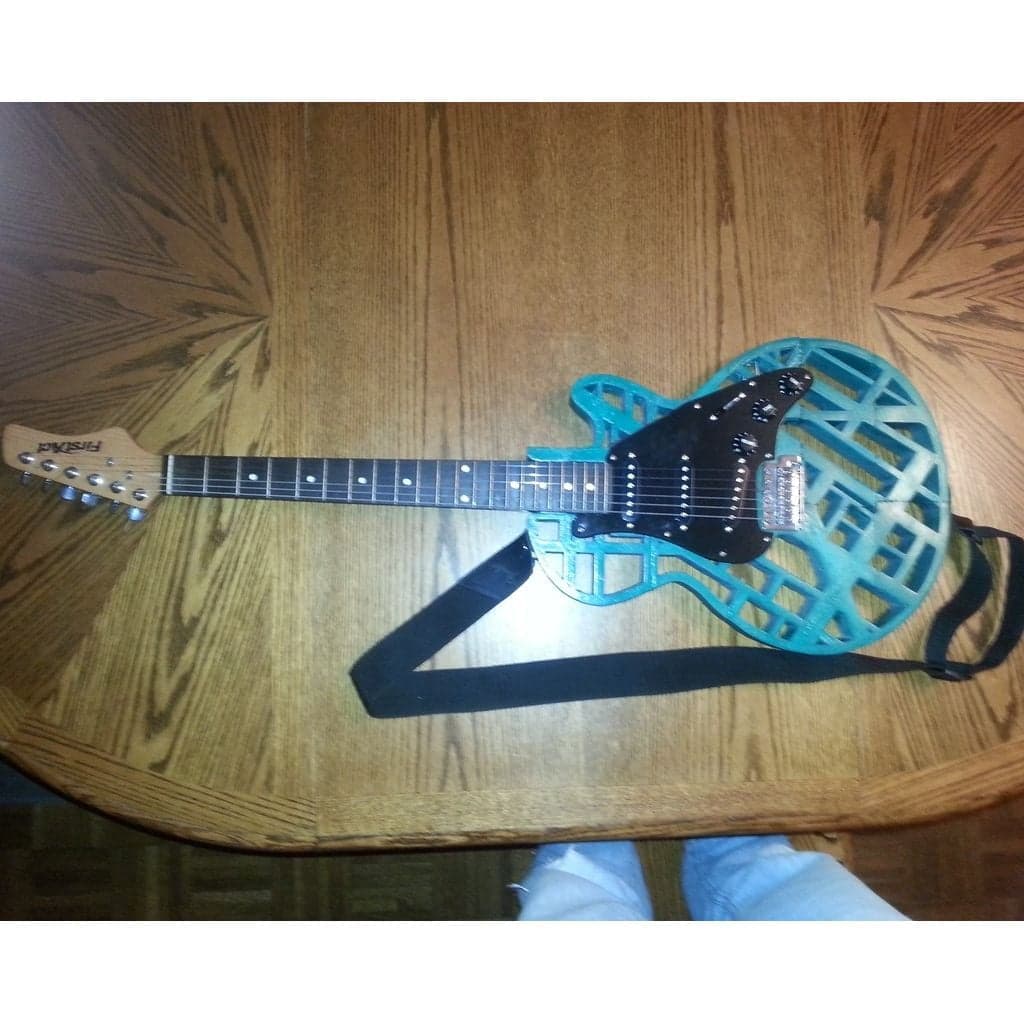 Гитара-гибрид Strat × Les Paul — фото 1