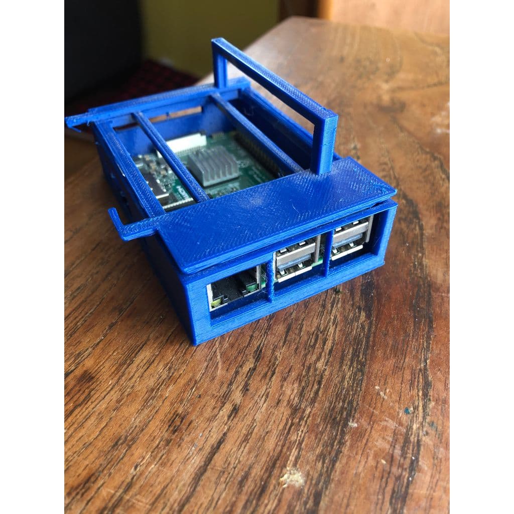 Простой корпус для платы Raspberry Pi 3B — фото 1