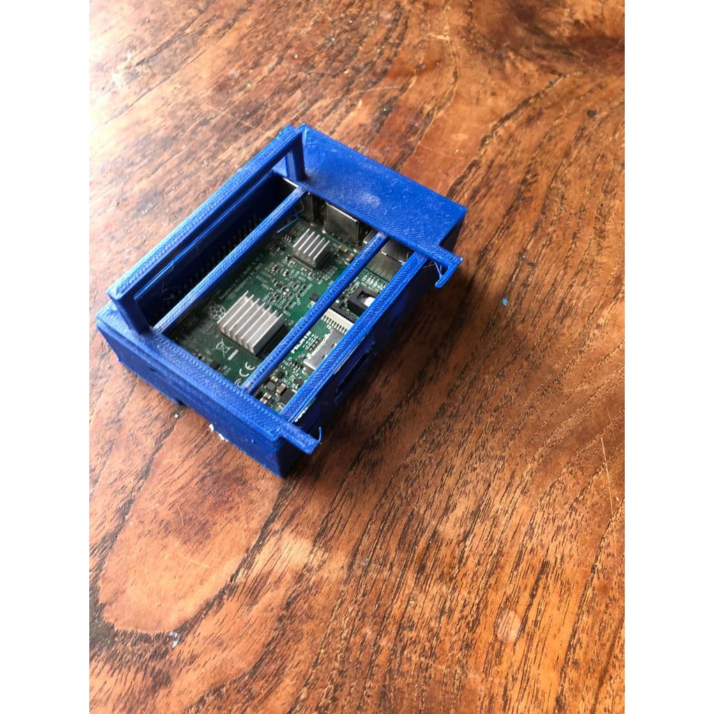 Простой корпус для платы Raspberry Pi 3B — фото 2
