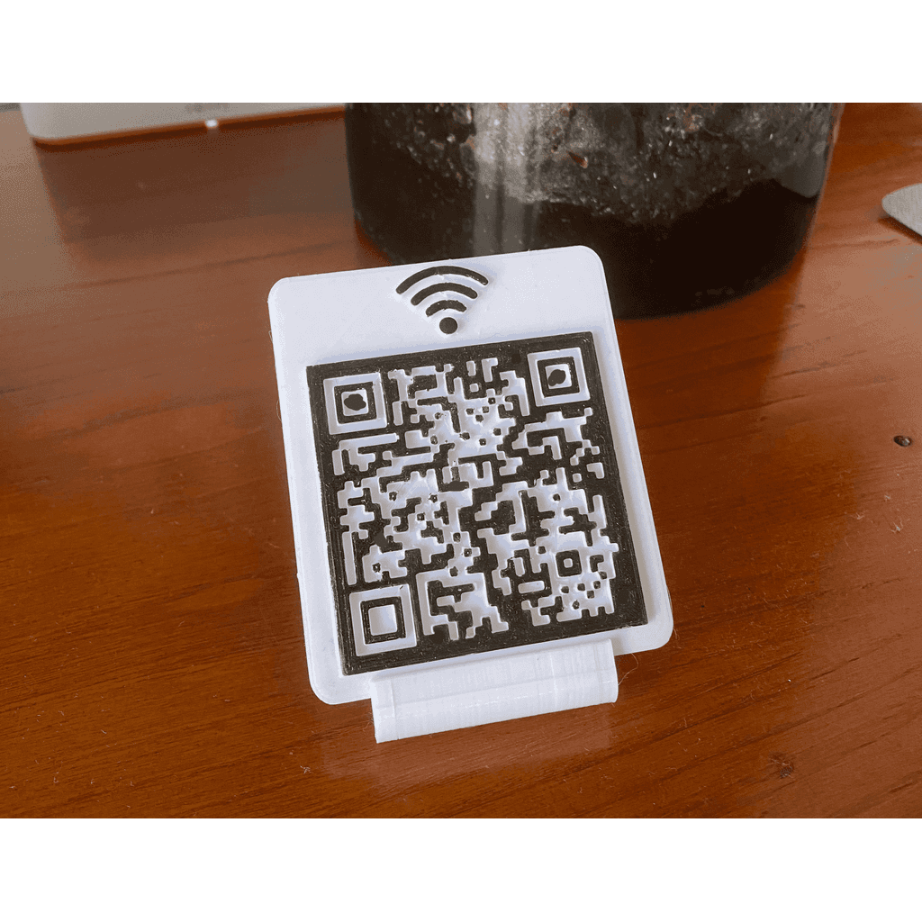 Карта с QR-кодом для Wi-Fi и подставкой — фото 1